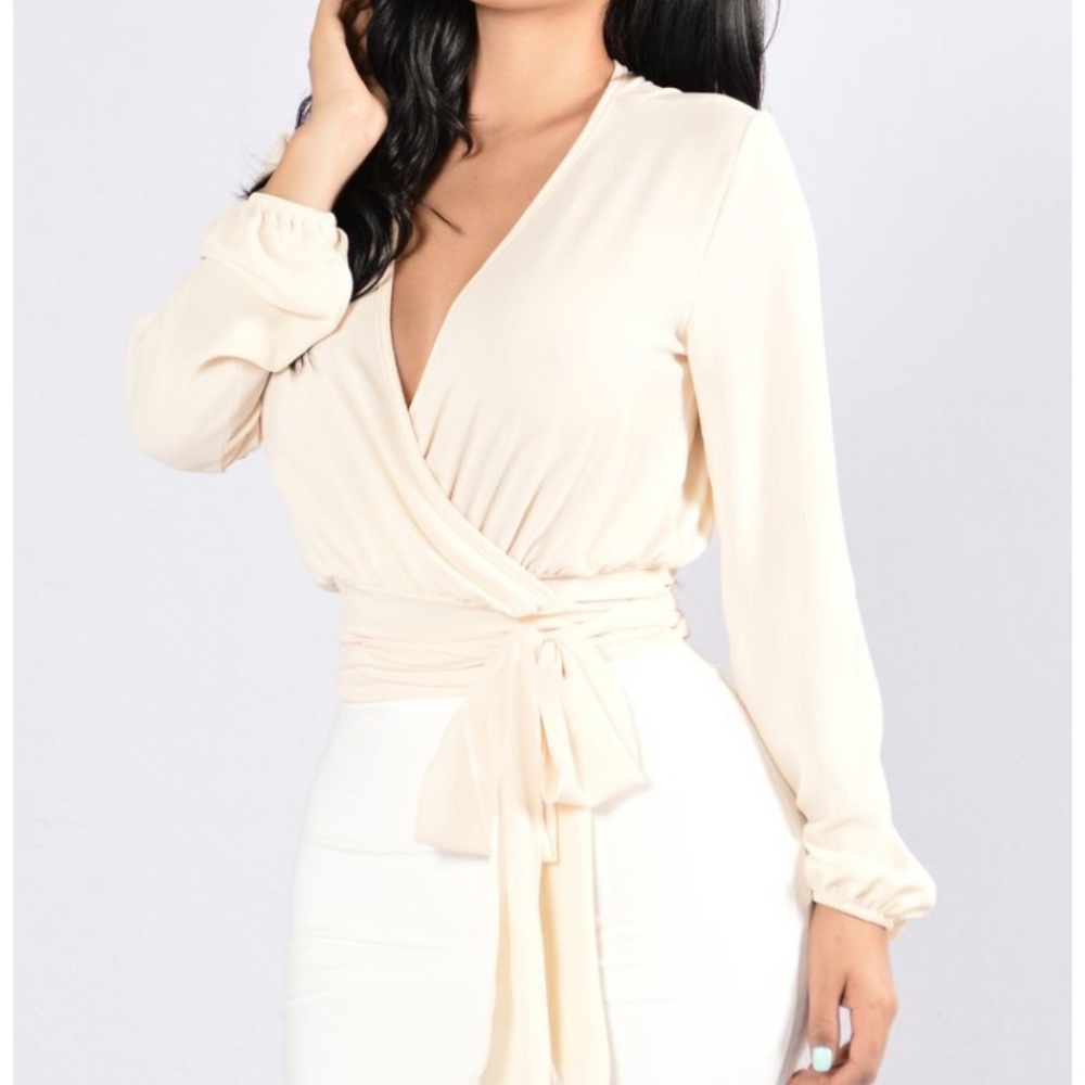 Business-chic blouse
